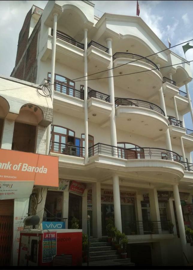 Hotel Krishan Kanhiya Jaunpur Exteriér fotografie